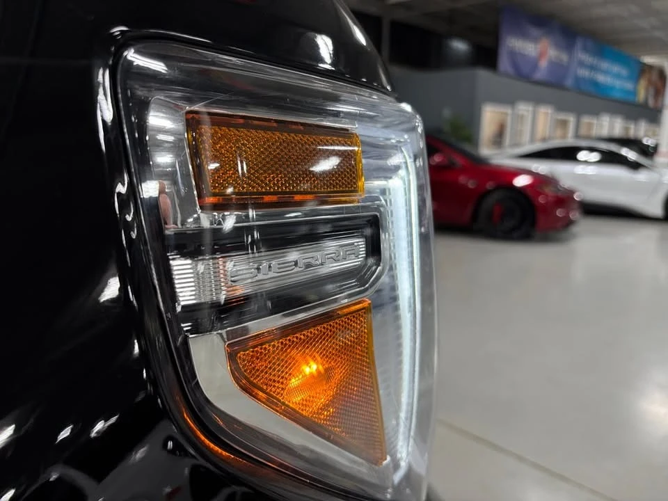 2019 GMC Sierra - Image 14 of 19