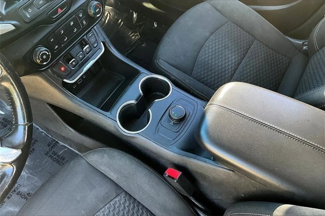2019 GMC Terrain - Image 15 of 20