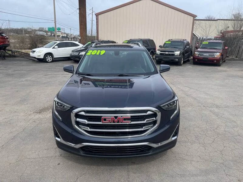 2019 GMC Terrain - Image 2 of 8