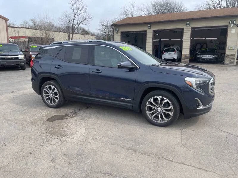 2019 GMC Terrain - Image 3 of 8