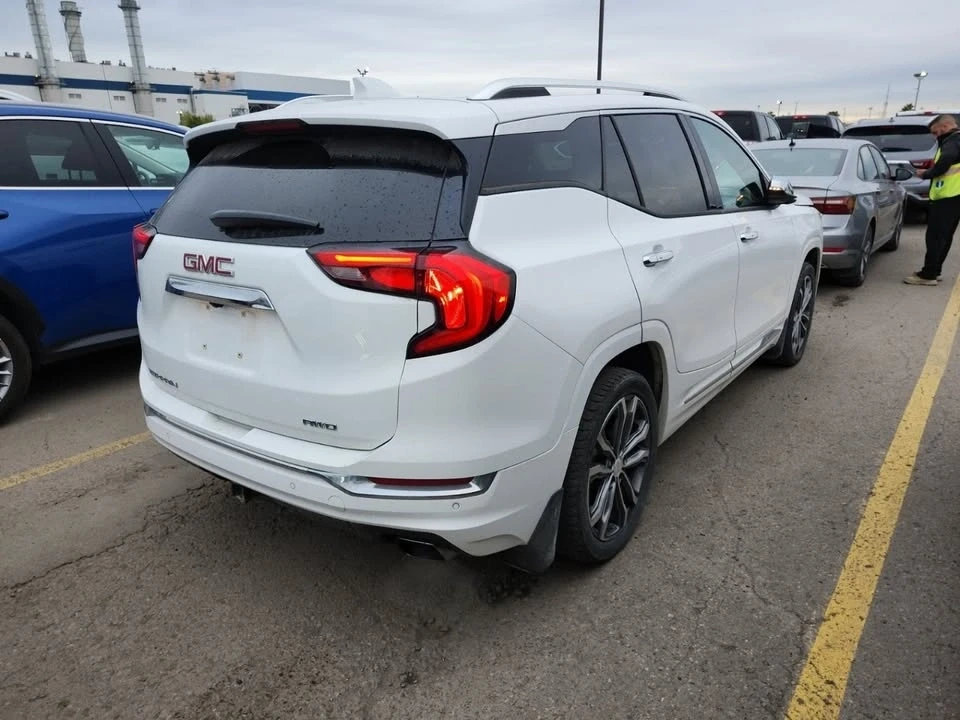 2019 GMC Terrain - Image 3 of 9