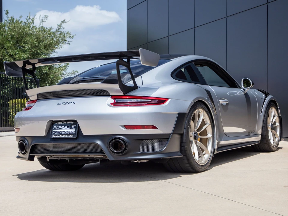 2019 Porsche 991 GT2 RS - Image 5 of 11