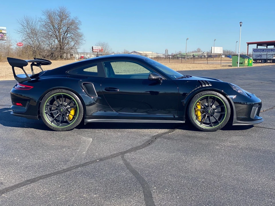 2019 Porsche 991 GT3 RS - Image 4 of 11