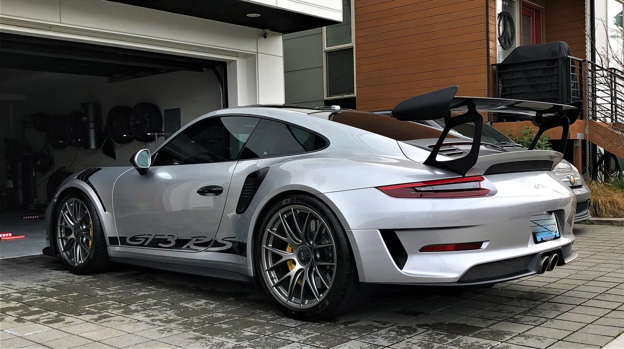 2019 Porsche 991 GT3 RS - Image 11 of 24