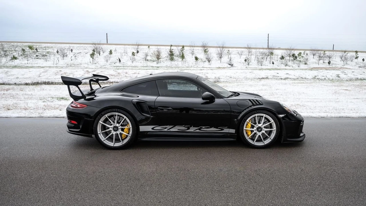 2019 Porsche 991 GT3 RS - Image 2 of 6