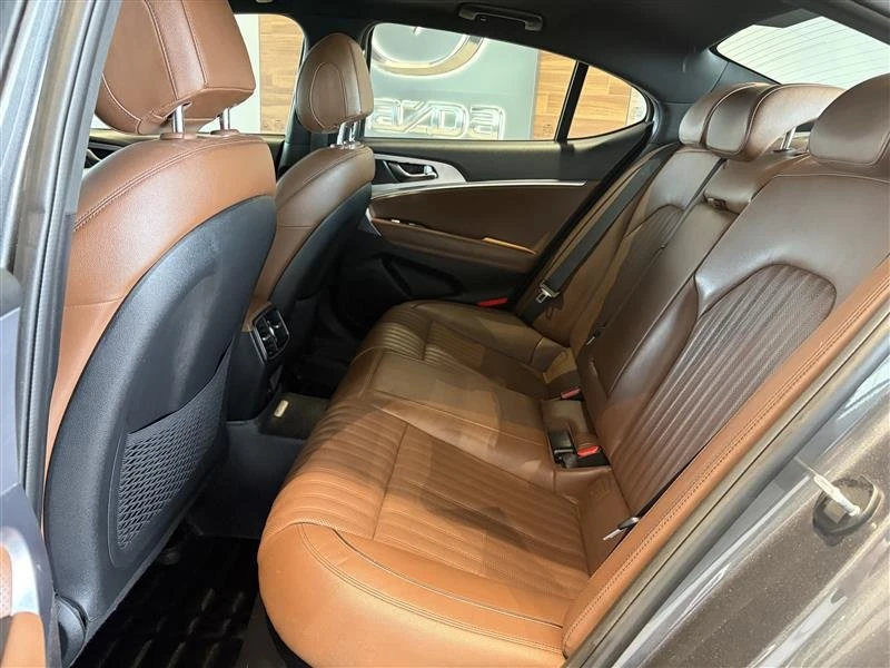 2019 Genesis G70 - Image 12 of 13