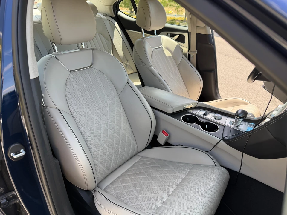 2019 Genesis G70 - Image 28 of 31