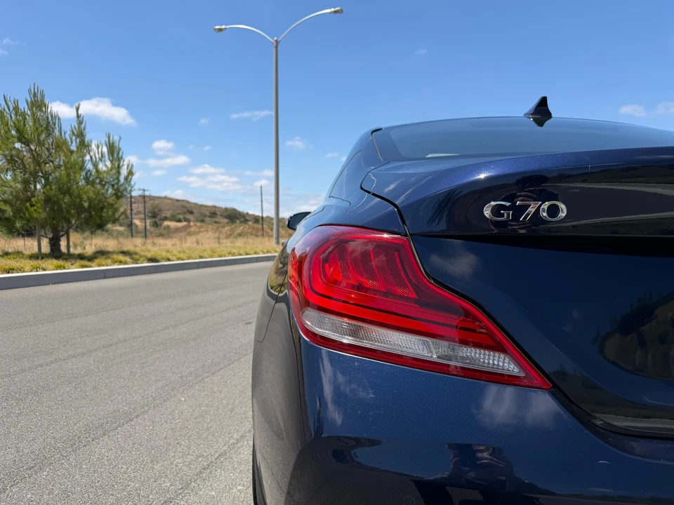 2019 Genesis G70 - Image 15 of 31