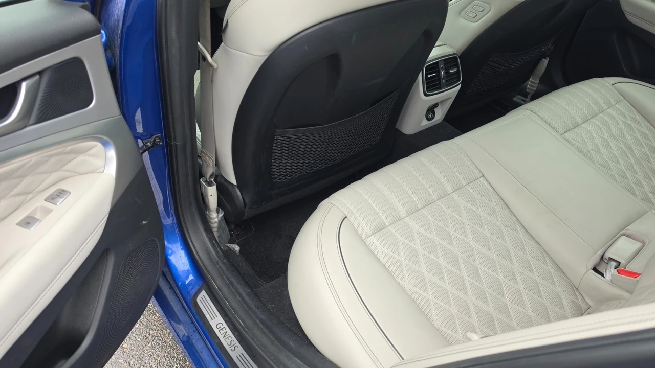 2019 Genesis G70 - Image 15 of 21