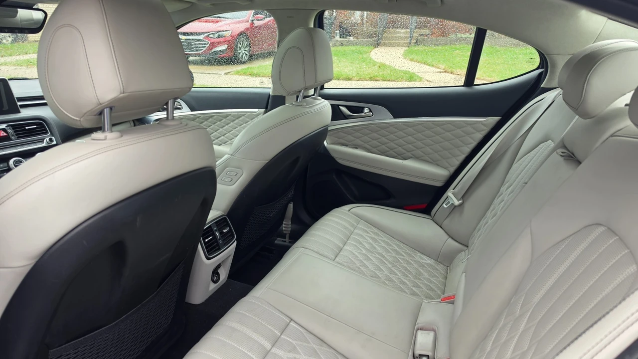 2019 Genesis G70 - Image 14 of 21