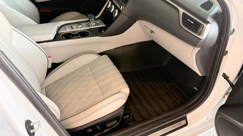 2019 Genesis G70 - Image 7 of 10