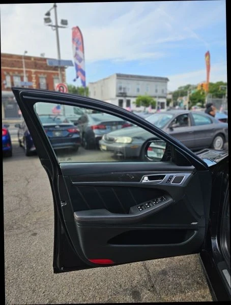 2019 Genesis G80 - Image 11 of 12