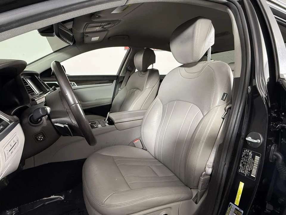 2019 Genesis G80 - Image 17 of 21