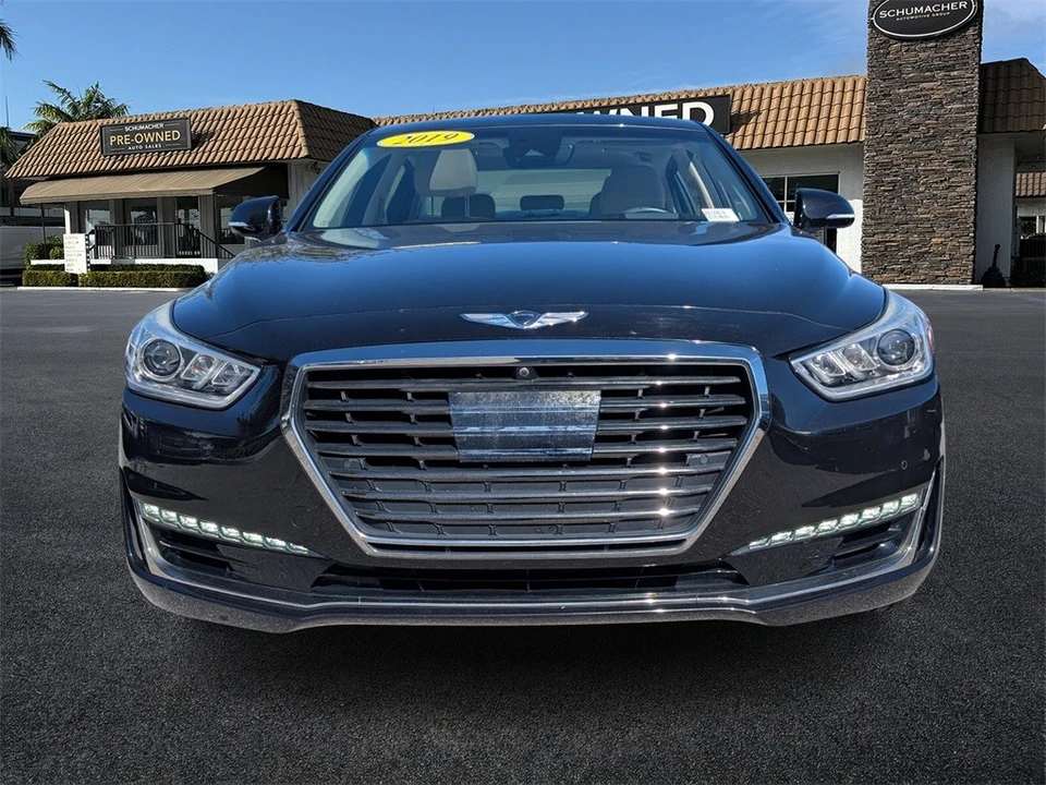 2019 Genesis G90 - Image 2 of 12