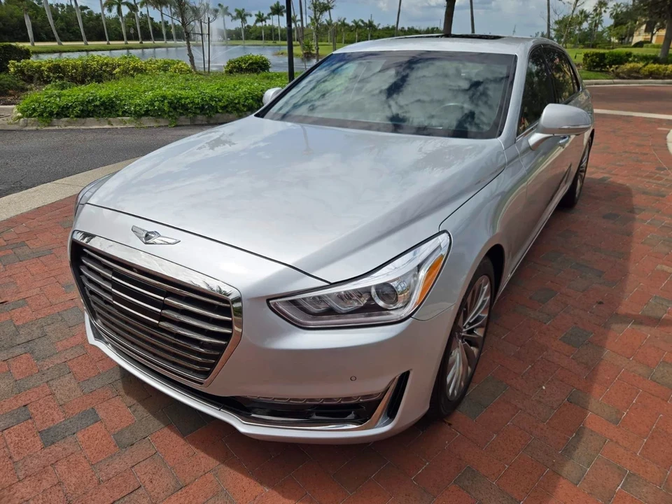 2019 Genesis G90 - Image 4 of 21