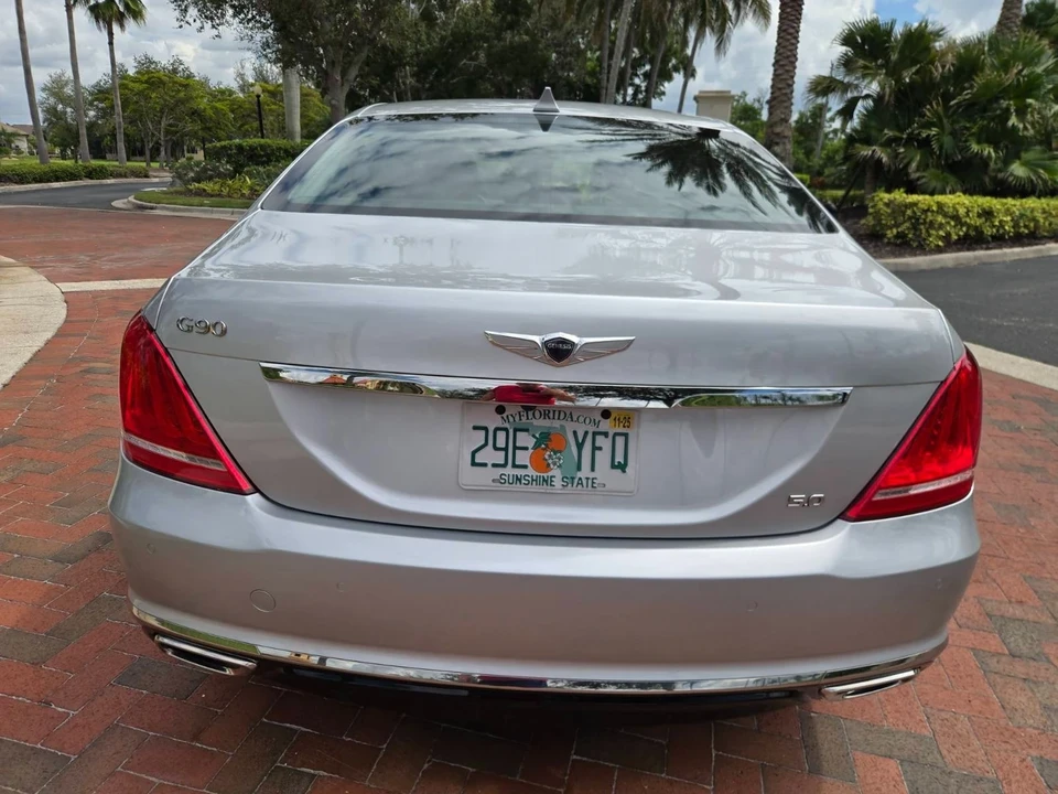 2019 Genesis G90 - Image 6 of 21