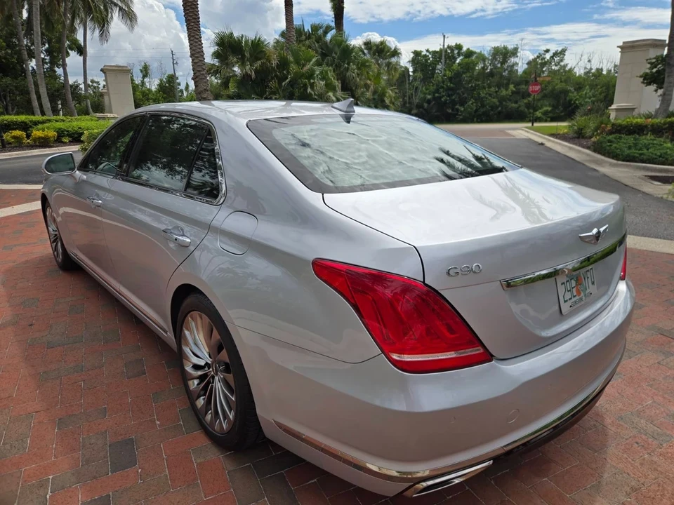 2019 Genesis G90 - Image 5 of 21