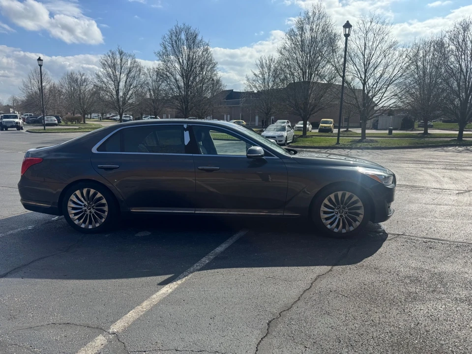 2019 Genesis G90 - Image 8 of 21