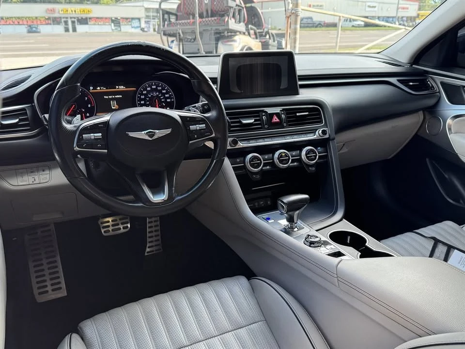 2019 Genesis G70 - Image 11 of 14