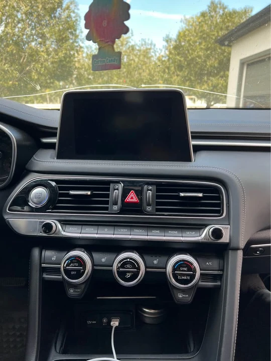 2019 Genesis G70 - Image 9 of 11