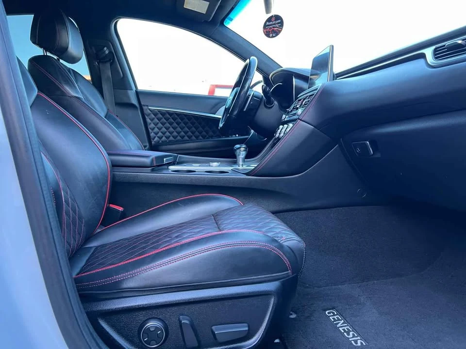 2019 Genesis G70 - Image 10 of 15