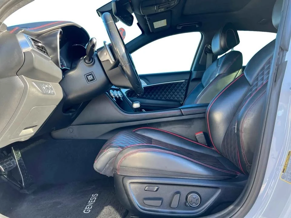 2019 Genesis G70 - Image 12 of 15