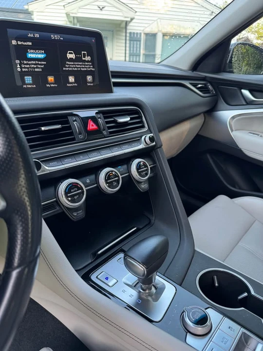 2019 Genesis G70 - Image 15 of 17