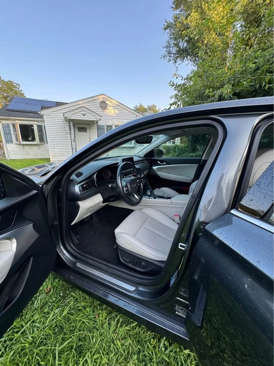 2019 Genesis G70 - Image 13 of 17