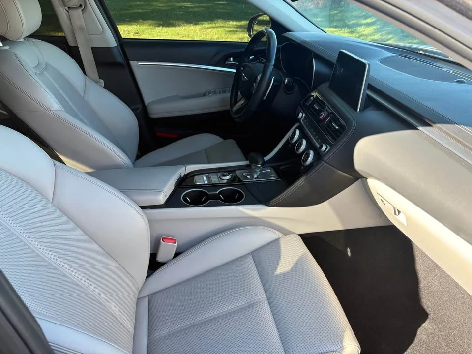 2019 Genesis G70 - Image 10 of 13
