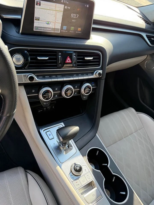 2019 Genesis G70 - Image 10 of 11