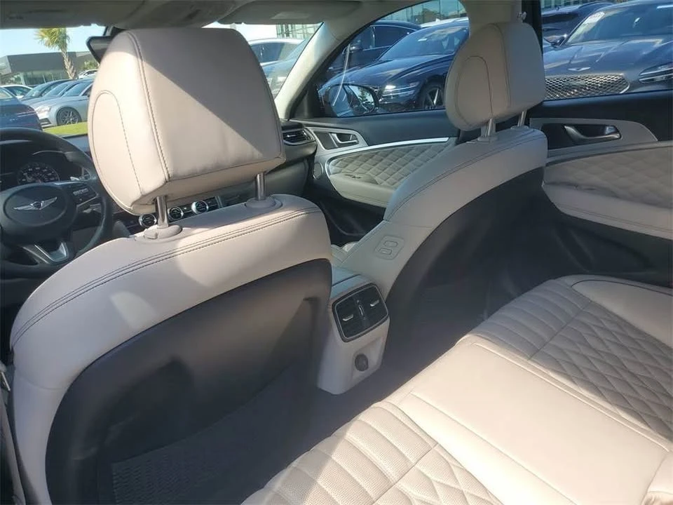 2019 Genesis G70 - Image 10 of 20