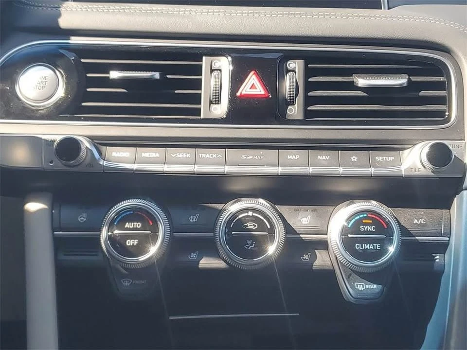 2019 Genesis G70 - Image 19 of 20