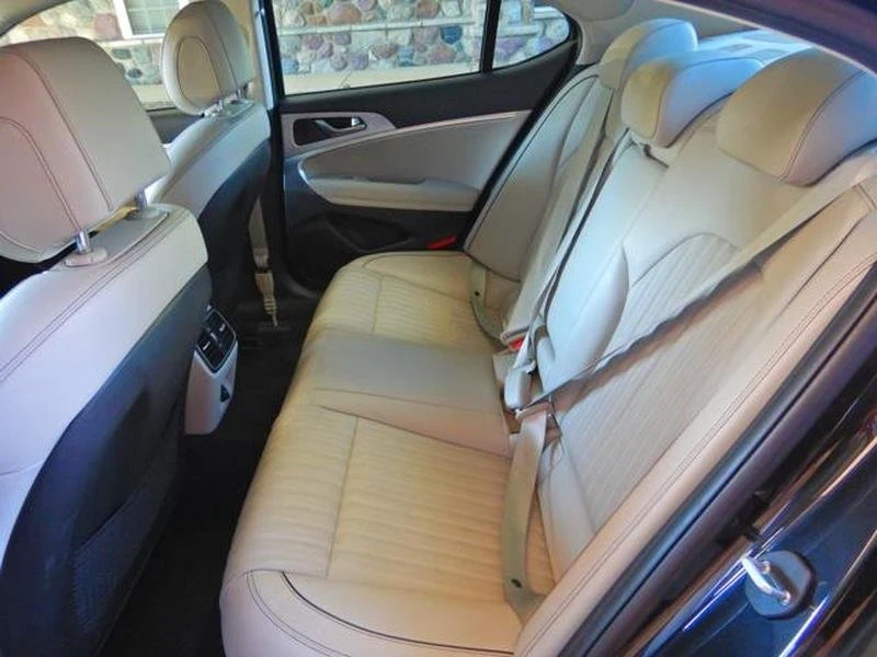 2019 Genesis G70 - Image 14 of 20