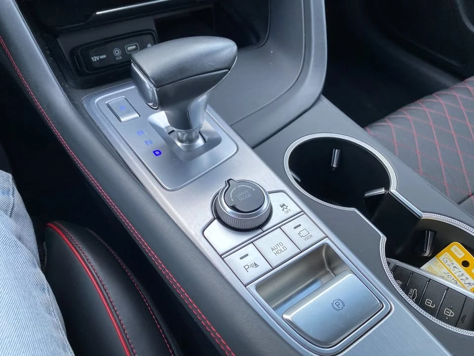 2019 Genesis G70 - Image 16 of 18