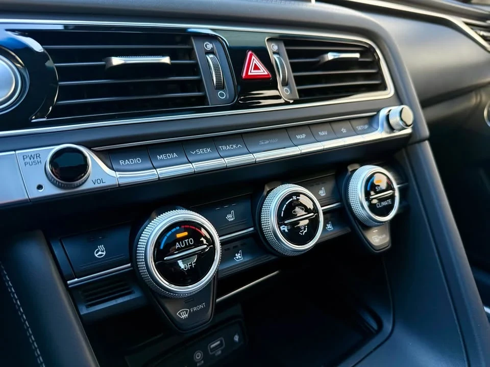 2019 Genesis G70 - Image 17 of 20