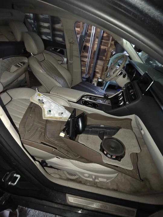 2019 Genesis G70 - Image 12 of 18