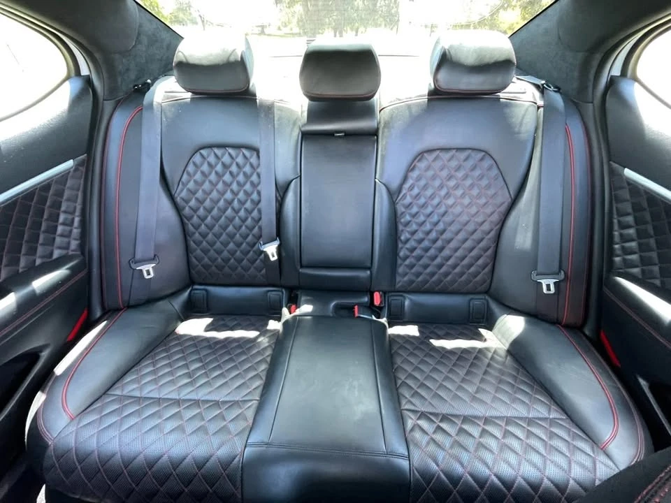 2019 Genesis G70 - Image 14 of 15