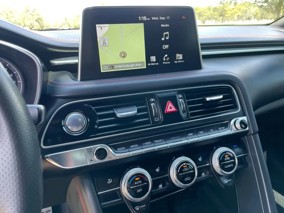 2019 Genesis G70 - Image 10 of 15