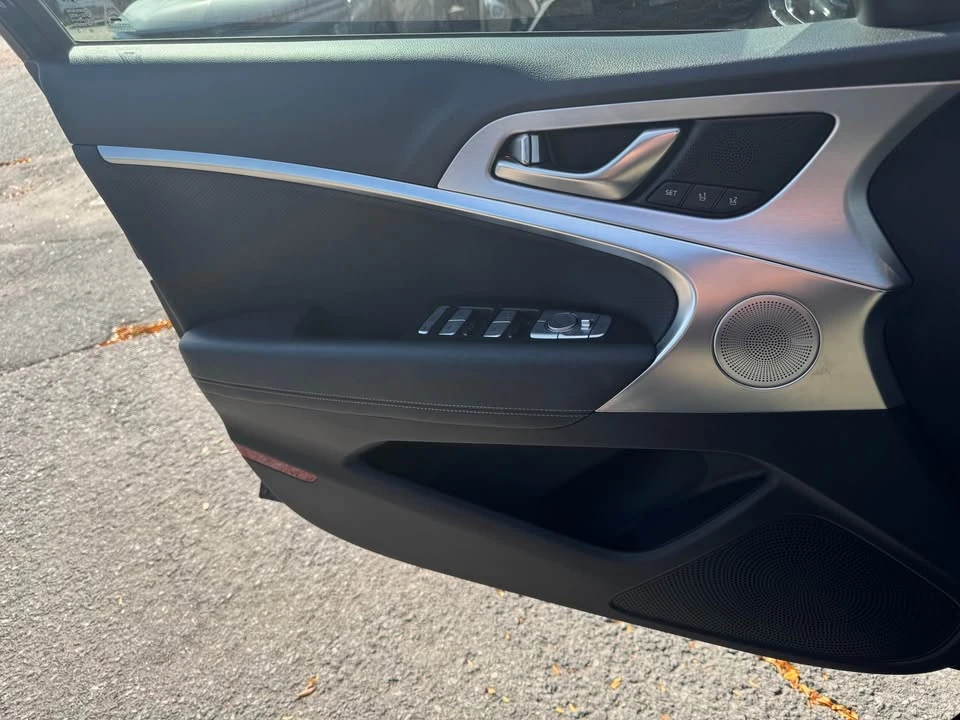 2019 Genesis G70 - Image 14 of 16
