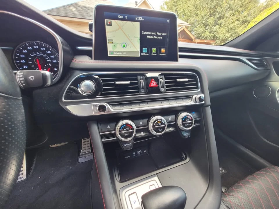 2019 Genesis G70 - Image 12 of 19