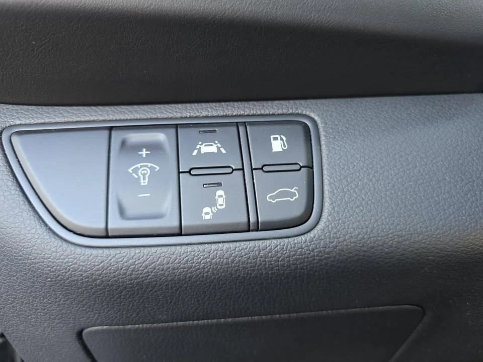 2019 Genesis G70 - Image 11 of 16