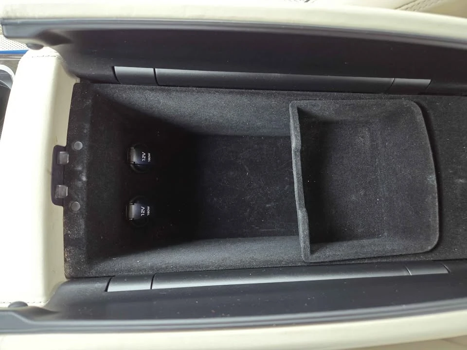 2019 Genesis G90 - Image 14 of 20