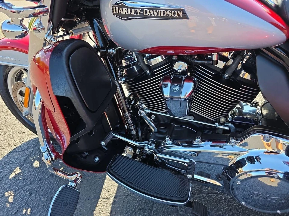 2019 Harley-Davidson Touring Milwaukee-Eight - Image 10 of 12