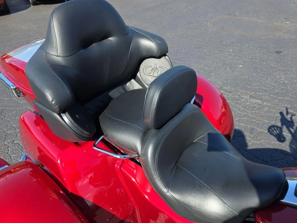 2019 Harley-Davidson Touring Milwaukee-Eight - Image 3 of 12