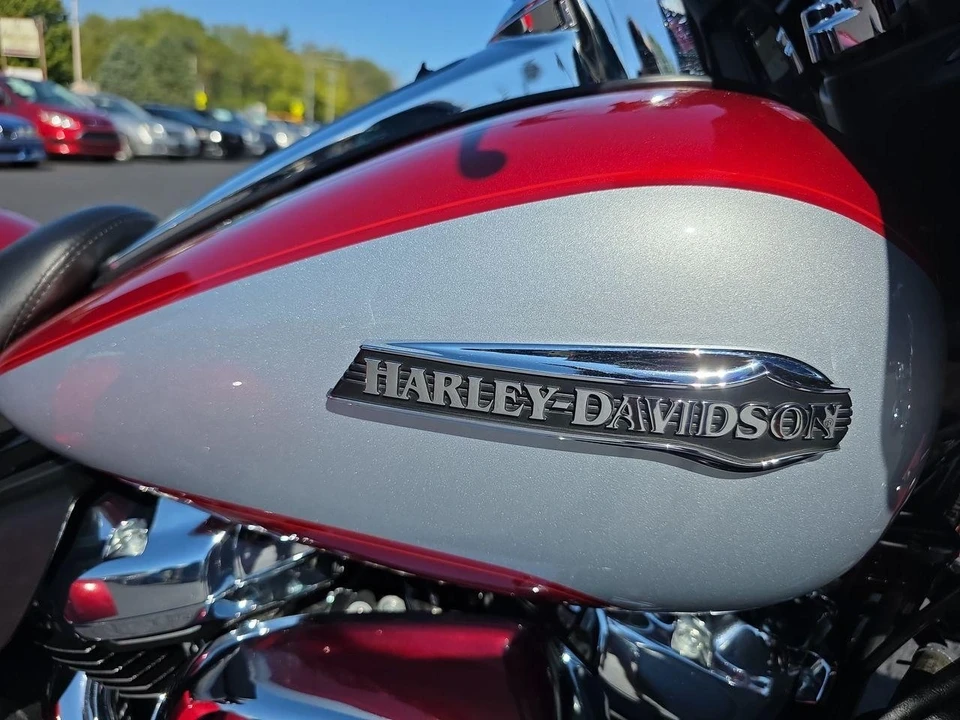 2019 Harley-Davidson Touring Milwaukee-Eight - Image 5 of 12