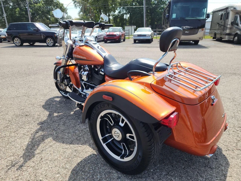 2019 Harley-Davidson Softail - Image 2 of 12