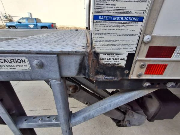 2019 Hino 268 - Image 10 of 11