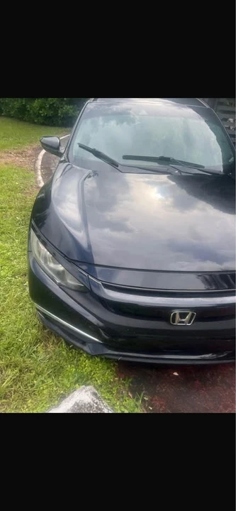 2019 Honda Civic 10th Gen - Image 3 of 5