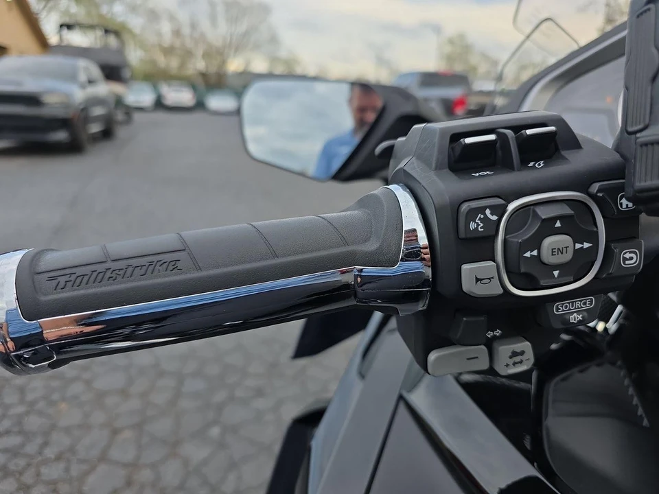2019 Honda Gold Wing - Image 21 of 29
