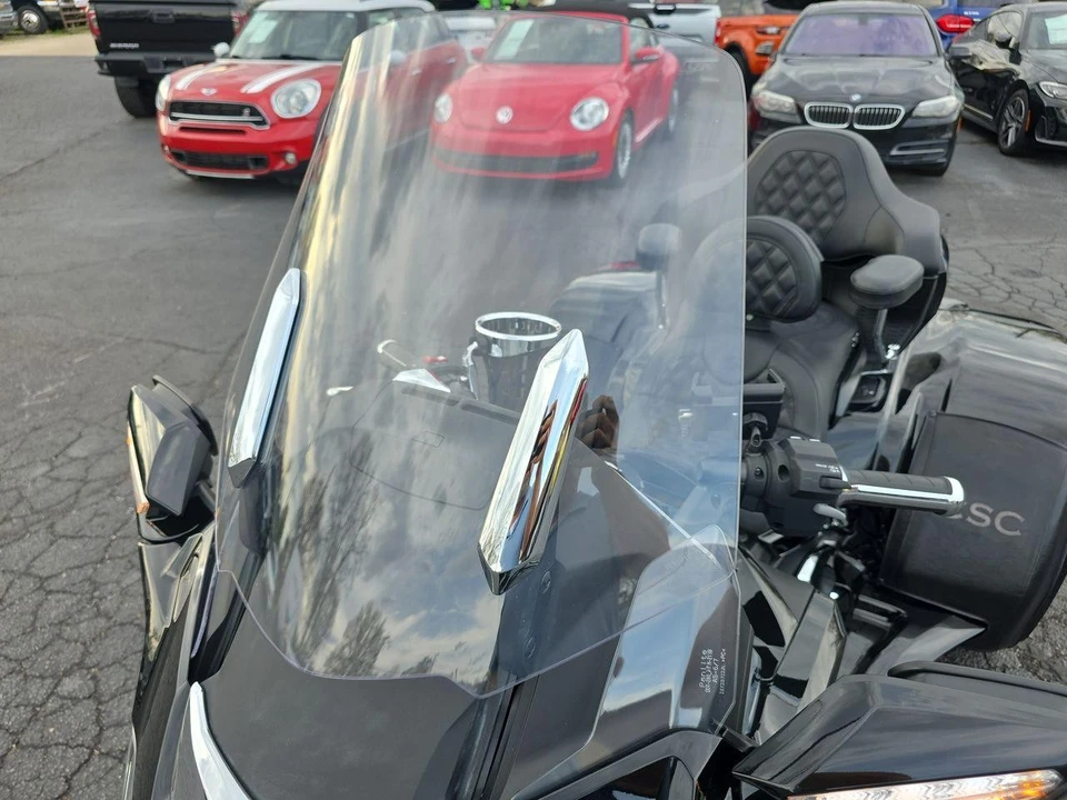 2019 Honda Gold Wing - Image 27 of 29